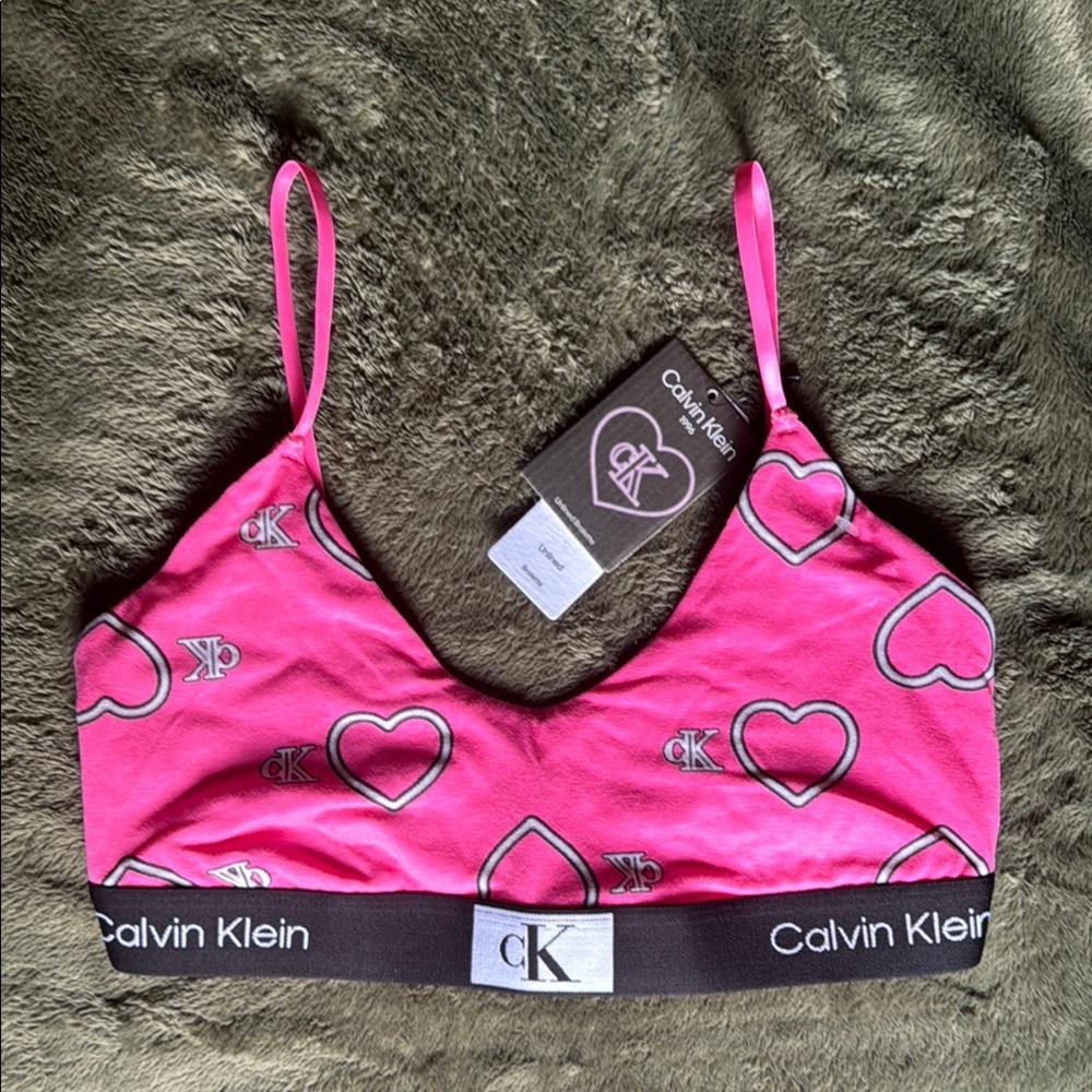 Calvin Klein Pink Bra with Signature Elastic Band Size M